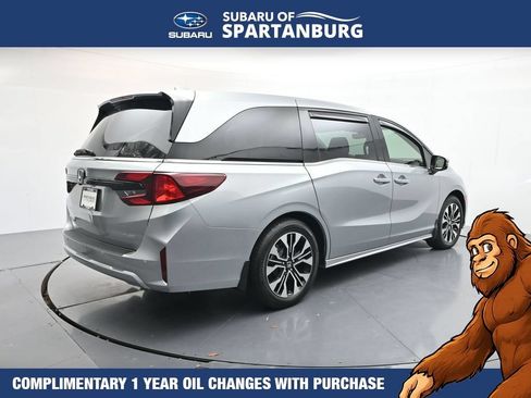 Used 2026 Honda Odyssey Elite image 8