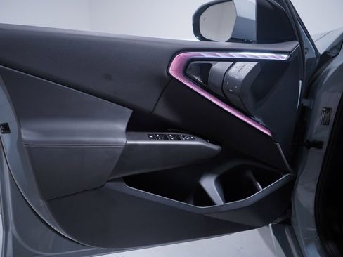 Used 2025 BMW X3 xDrive30i w/ M Sport Package image 15