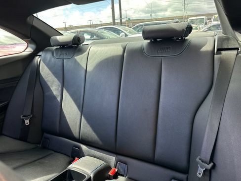 Used 2018 BMW M2 RWD image 15