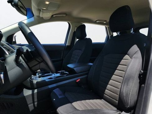 Used 2017 Ford Edge SEL FWD image 12