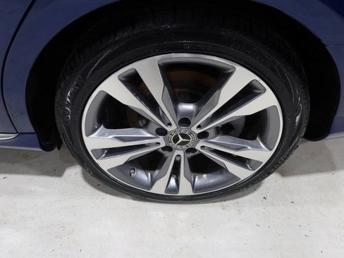 Used 2018 Mercedes-Benz C 300 Sedan w/ Premium Package image 36