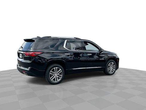 Used 2023 Chevrolet Traverse High Country w/ LPO, Cargo Package image 8
