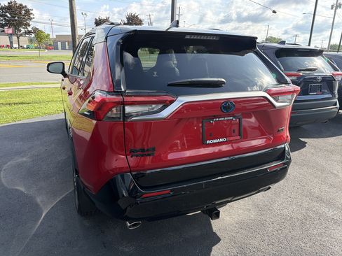 Used 2023 Toyota RAV4 XSE w/ Weather Package AWD/4WD image 5