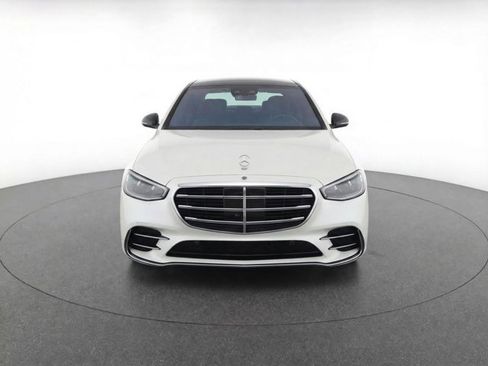 Certified 2023 Mercedes-Benz S 580e 4MATIC Sedan image 2