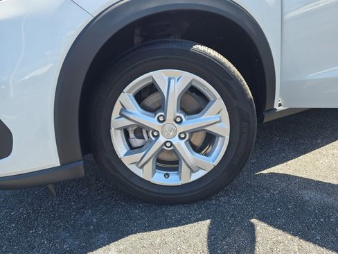 Certified 2023 Honda HR-V LX image 27