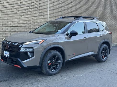 New 2026 Nissan Rogue SV image 32