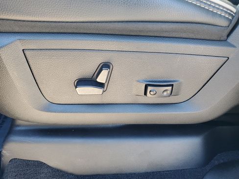 Used 2024 RAM 2500 Laramie w/ Safety Group AWD/4WD image 13