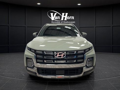Used 2025 Hyundai Santa Cruz Limited AWD/4WD image 2