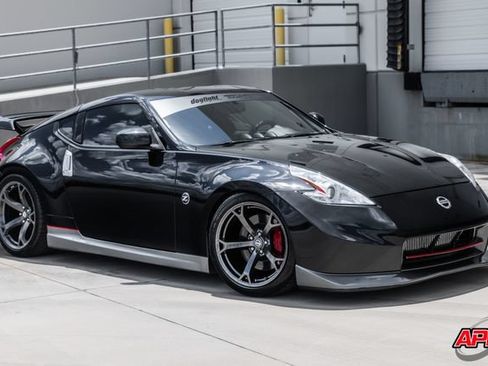 Used 2014 Nissan 370Z NISMO w/ Bose Package RWD image 37