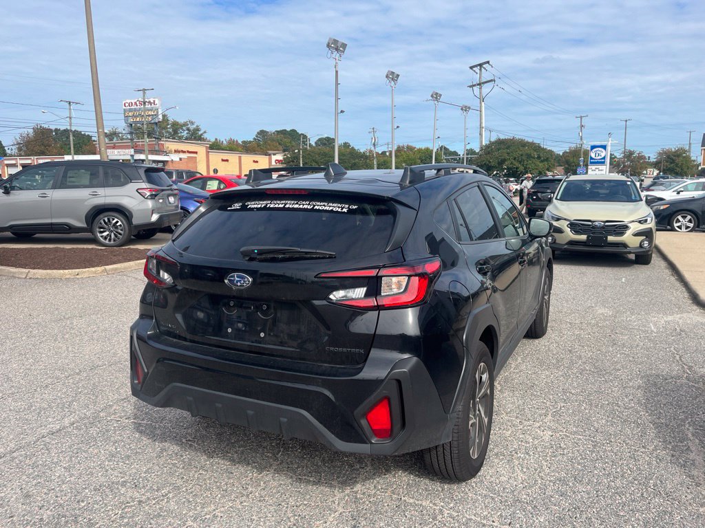 Used 2026 Subaru Crosstrek 2.5i Premium AWD/4WD image 4