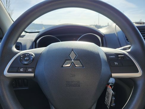 Used 2021 Mitsubishi Outlander Sport LE AWD/4WD image 25