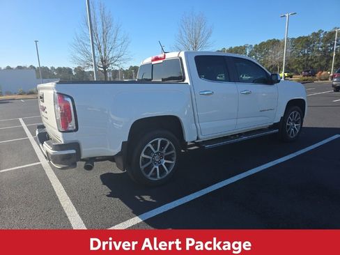 Used 2022 GMC Canyon Denali image 11