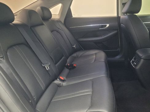 Used 2021 Hyundai Sonata Limited FWD image 19