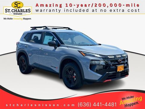 Used 2026 Nissan Rogue SV AWD/4WD image 1