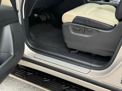 Used 2023 INFINITI QX80 Premium Select w/ Cargo Package image 25
