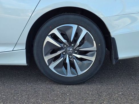 Used 2019 Honda Accord Hybrid image 18