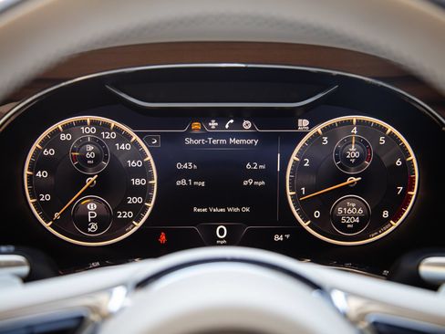 Used 2024 Bentley Flying Spur Azure AWD/4WD image 14