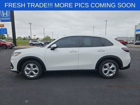 Certified 2023 Honda HR-V LX image 2