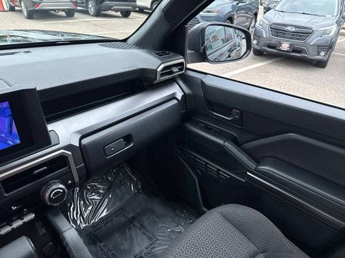 Used 2026 Toyota 4Runner SR5 AWD/4WD image 28