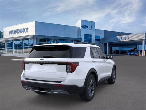 New 2026 Ford Explorer Active image 8