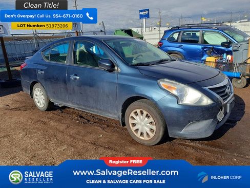 Used 2015 Nissan Versa SV FWD image 5