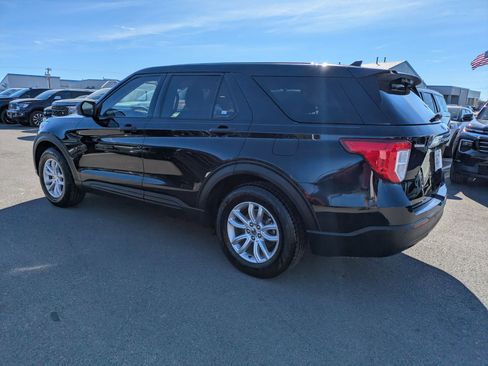 Used 2021 Ford Explorer 2WD image 6