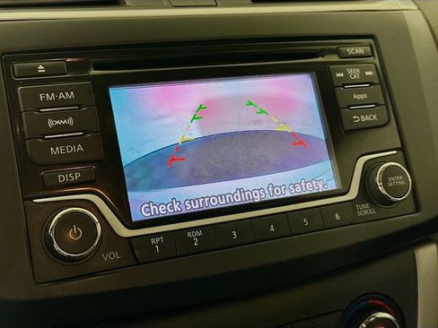 Used 2015 Nissan Sentra SV FWD image 16