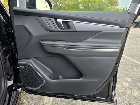 New 2026 Buick Enclave Sport Touring w/ Power Package image 32