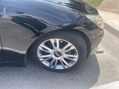 Used 2011 Hyundai Genesis 4.6 RWD image 4
