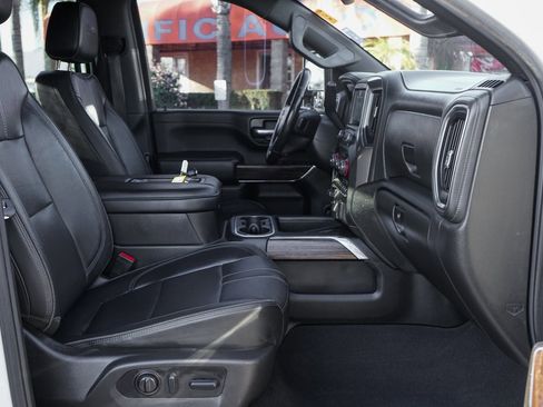 Used 2022 Chevrolet Silverado 2500 High Country w/ Z71 Off-Road Package image 41