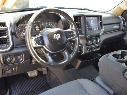 Used 2020 RAM 1500 Big Horn AWD/4WD image 3