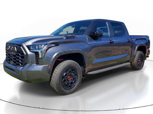 Used 2025 Toyota Tundra TRD Pro AWD/4WD image 3