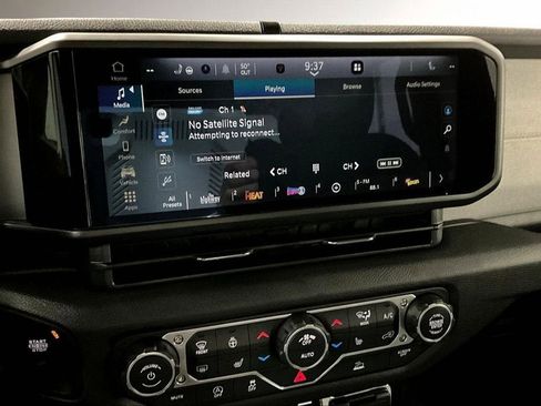 New 2026 Jeep Gladiator Sport AWD/4WD image 6