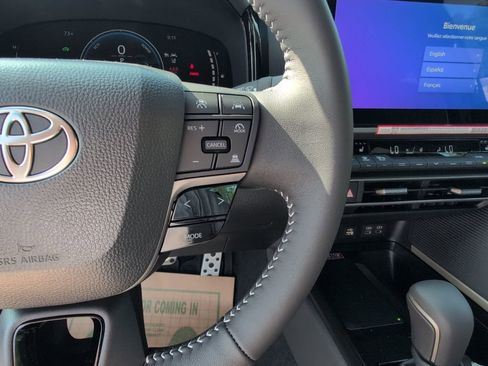 Certified 2026 Toyota Camry Hybrid w/ Multimedia Upgrade Package AWD/4WD image 27