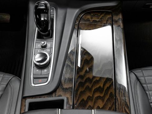 Used 2023 Cadillac Escalade Sport Platinum w/ LPO, ONYX Package image 30