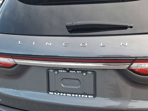 Used 2022 Lincoln Corsair Standard w/ Equipment Group 101A image 30