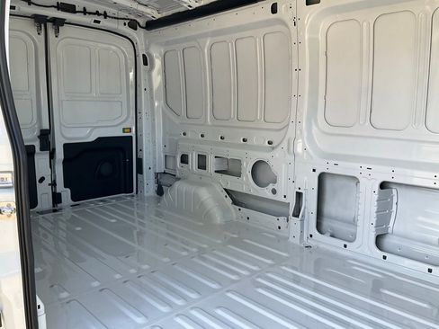 New 2026 Ford Transit 250 148 Medium Roof image 22