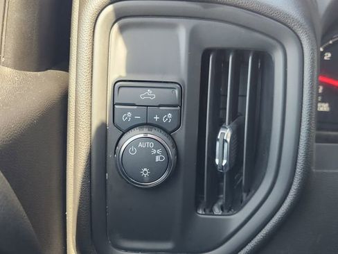 Used 2024 Chevrolet Silverado 1500 Custom image 20