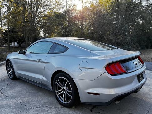 Used 2016 Ford Mustang EcoBoost 2dr Fastback image 10