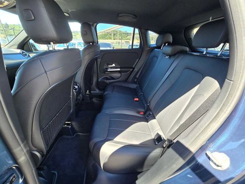Used 2021 Mercedes-Benz GLA 250 image 16