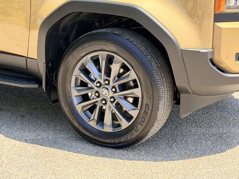 Certified 2025 Toyota Land Cruiser w/ Premium Package AWD/4WD image 27