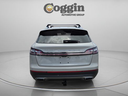 Used 2021 Lincoln Nautilus Reserve AWD/4WD image 4