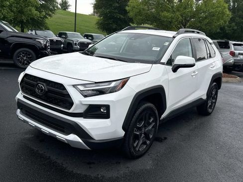 Used 2024 Toyota RAV4 Adventure AWD/4WD image 8