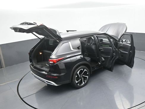 Used 2022 Mitsubishi Outlander SE image 75