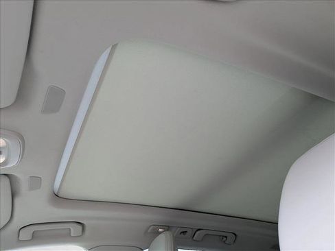 Used 2023 Volvo XC60 T8 Ultimate w/ Protection Package Premier image 12