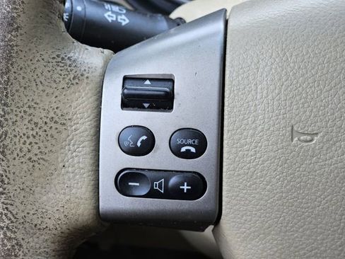Used 2012 Nissan Versa 1.8 S w/ Special Edition Pkg FWD image 17