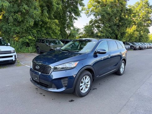 Used 2019 Kia Sorento AWD image 8