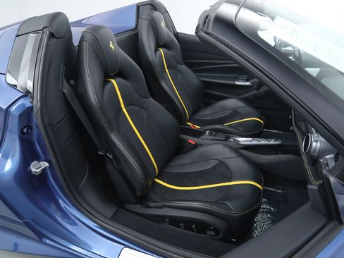 Certified 2023 Ferrari F8 Tributo RWD image 23