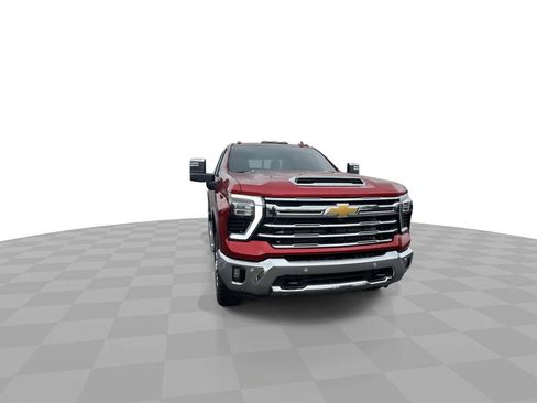 Certified 2025 Chevrolet Silverado 2500 LTZ w/ LTZ Premium Package AWD/4WD image 3
