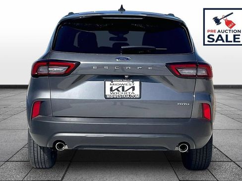 Used 2025 Ford Escape ST-Line AWD/4WD image 4